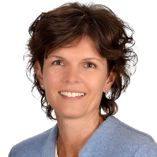 Porträt von Frau Yvonne Walther